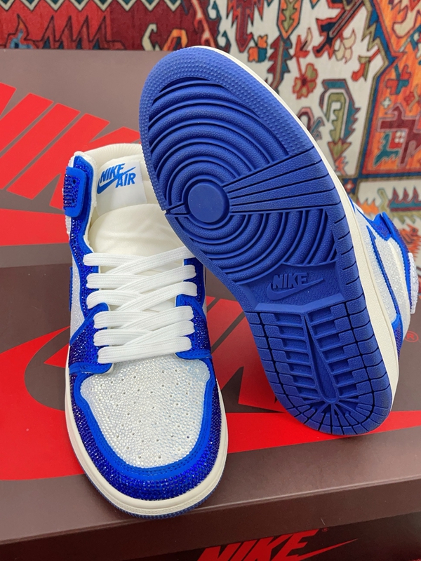 ナイキ靴角部分ディテール